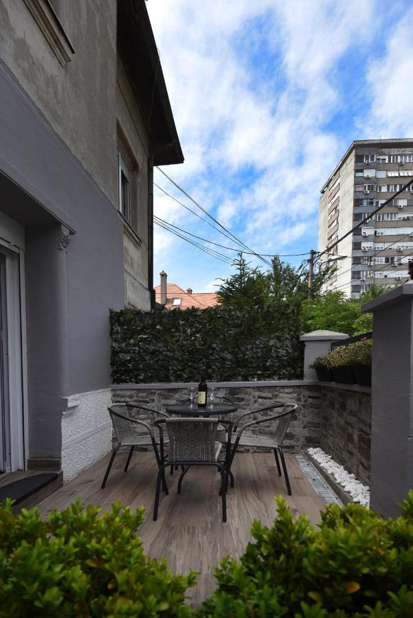Tasos Apartment Белград Екстериор снимка